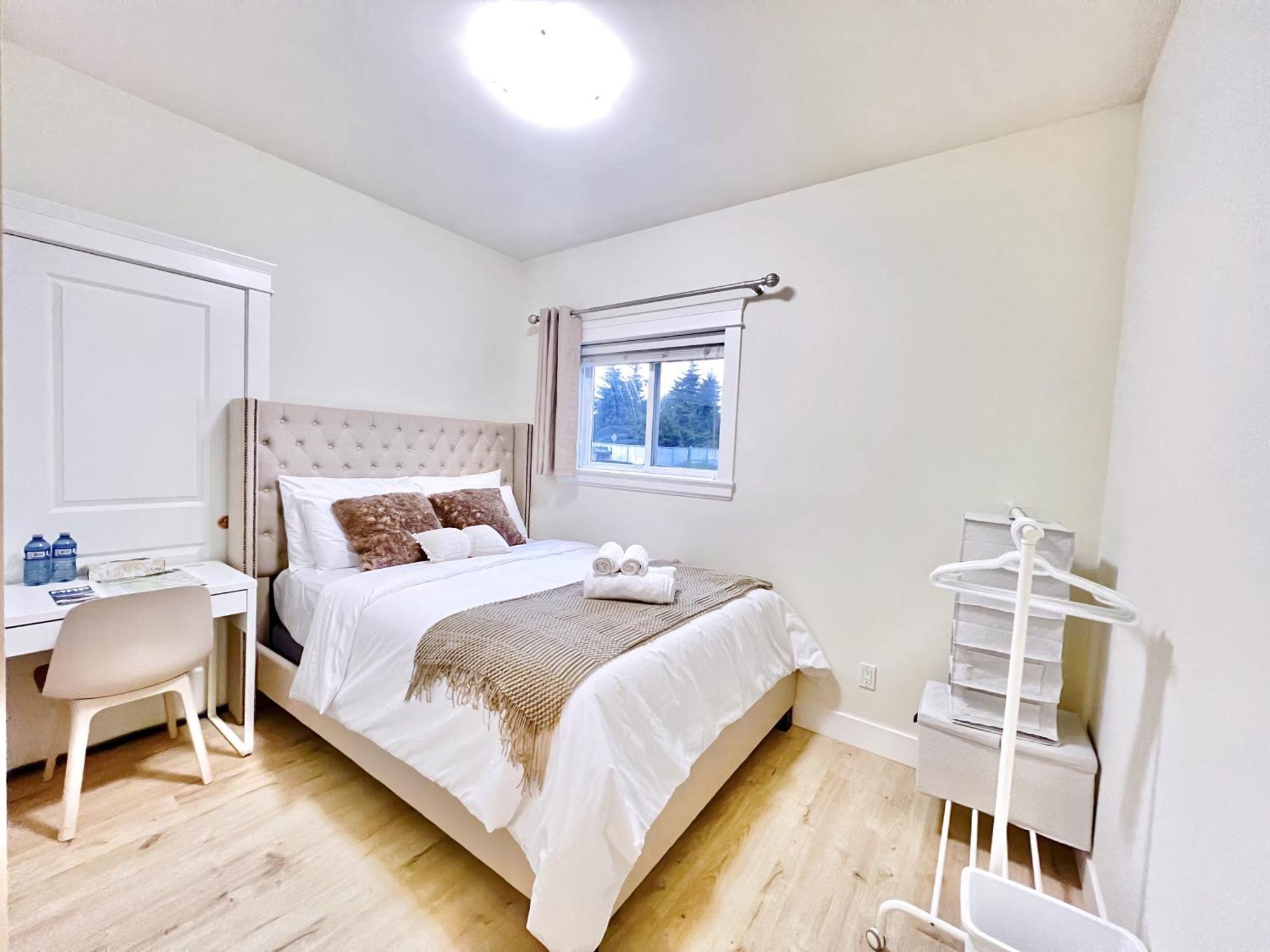 Si & Daniel Home Near Yvr Airport & Skytrain Separate Entry Free Parking Richmond Eksteriør bilde