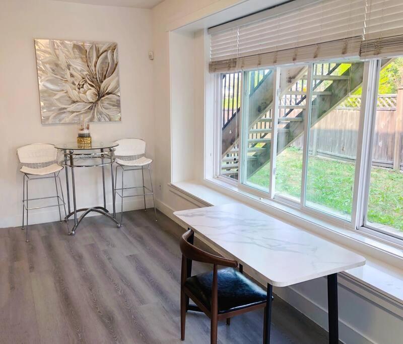 Si & Daniel Home Near Yvr Airport & Skytrain Separate Entry Free Parking Richmond Eksteriør bilde